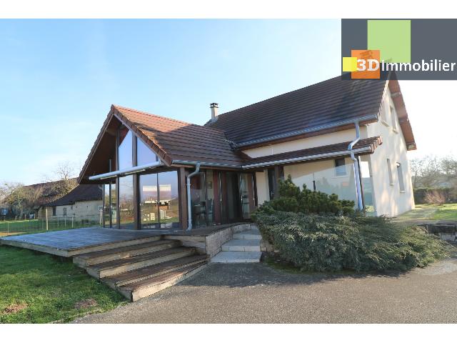 Huis te koop in CHAUSSIN 39120 Jura Franche-Comté France: Woonhuis uit 2001 op een terrein van 1705 m2 Indeling: 6 vertrekken, woonkamer van 40 m2, 1 badkamer, 1 douche, 2 toiletten....