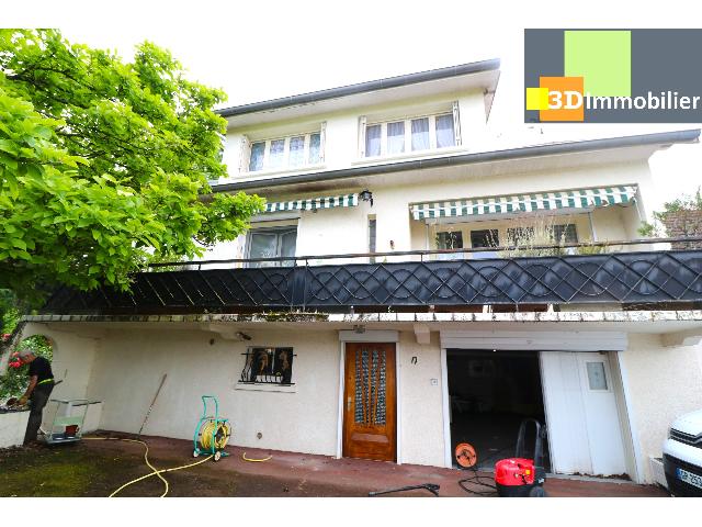 Huis te koop in&nbsp;DOLE 39100 Jura Franche-Comté France: Op 10 minuten van Dole (39100 - Jura) aan de Dole/Lons-weg, te koop: een aangenaam huis in een gewild dorp met voorzieningen, 7 kamers, 134 m² woonoppervlak, bijgebouwen op een vlak, omheind perceel ...