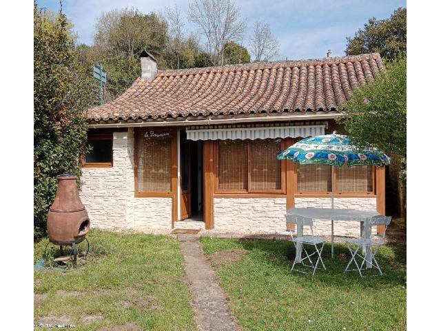 House for sale NANTEUIL-EN-VALLÉE 16700 Charente Poitou-Charentes France: Charming Small Bungalow in Nanteuil-en-Vallée One-bedroom bungalow, ideal for a holiday home, in the heart of one of the most beautiful villages in Nord-Charente, surrounded by a pretty, secluded, pr...