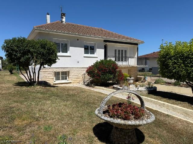 House for sale RUFFEC 16700 Charente Poitou-Charentes France: Town Centre Property In a Quiet Location With Garages. Just a short walk from local shops, this lovely 3-bedroom bungalow with a basement has everything to please: a spacious, light-filled living room...
