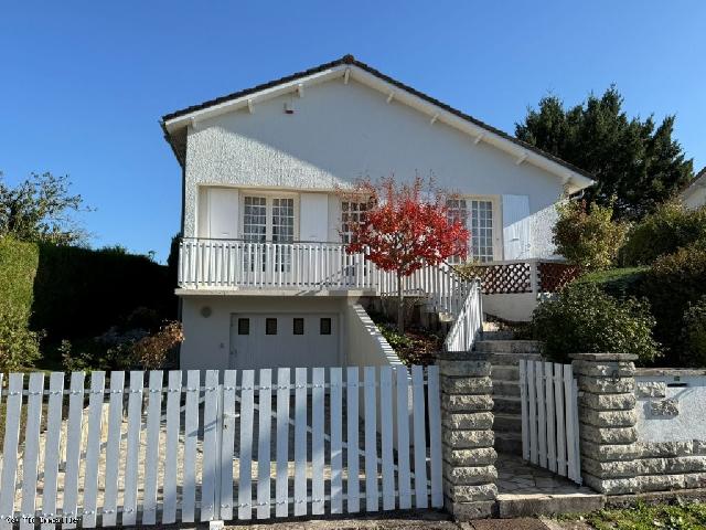 House for sale RUFFEC 16700 Charente Poitou-Charentes France: Charming 1970s house in a quiet street in the heart of Ruffec. Ideally located on a peaceful street just a short walk from the market square, shops, and all amenities, this light-filled home offers co...