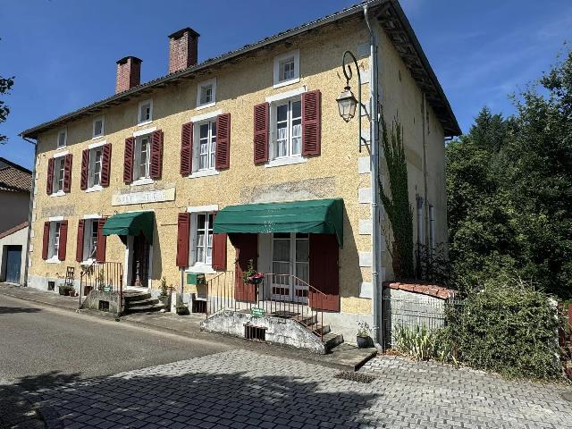 Guesthouses-Bed-&-Breakfast for sale SAINT-LAURENT-SUR-GORRE 87310 Haute-Vienne Limousin France: Former town policestation now operating as a sucessful bed & breakfast business. Situated in the beautiful Haute Vienne town of Saint Laurent Sur Gorre is this stunning property waiting for you to com...
