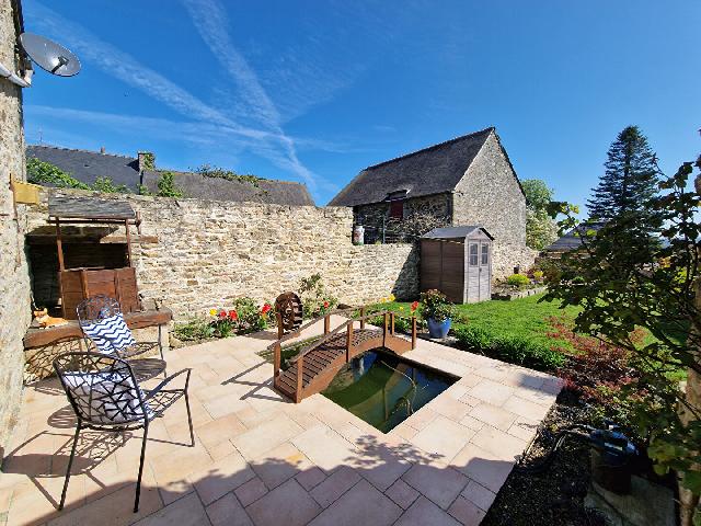 House for sale LE MENE 22330 Côtes-d'Armor Bretagne France: 18th century stone 3 storey townhouse, B et B or family home, courtyard and garden, garage COTES D'ARMOR 18th Century stone townhouse of character with 5 bedrooms and a living room, modern kitchen-din...
