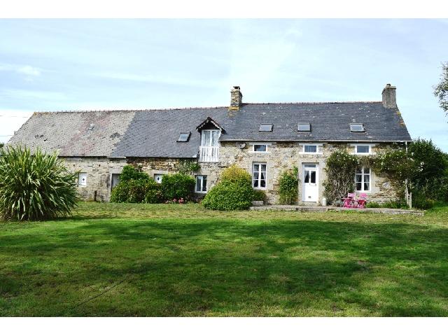 Maison à vendre à LANFAINS 22800 Côtes-d'Armor Bretagne France: Maison 6 Pièces + Dépendances 22800 LanfainsAgence Immobilière Low Cost - Commission 2.5 %.<br />
<br />
Maison 6 Pièces + Dépendances 22800 Lanfains<br />
<br />
<br />
296 225 <br />
<br />
Honoraires : 2,5 % TTC<br />
<br />
inclus charge acqu...