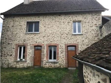 Haus zu verkaufen in MAILHAC-SUR-BENAIZE 87160 Haute-Vienne Frankreich. Hamlet-Haus. Diese Immobilie muss modernisiert werden und befindet sich in günstiger Lage in Mailhac Sur Benaize, buchstäblich nur wenige Autominuten von der nächsten Stadt Saint Sulpice les Feuill...