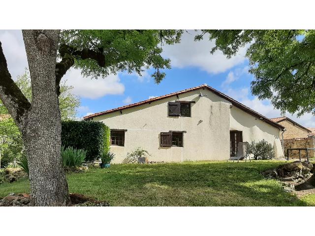 House for sale PONTEYRAUD 24410 Dordogne Aquitaine France: Stone cottage in a hamlet. Three bedroom, two bathroom cottage located in a pretty hamlet not far from the pleasure lake, Grand Etang de La Jameye, where there is a beach, kayaking and restaurants in ...
