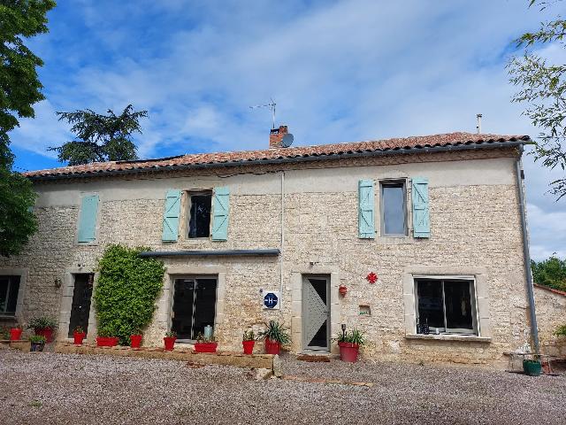 House for sale FRAUSSEILLES 81170 Tarn Midi-Pyrénées France: Golden Triangle large property with outbuildings and land. Situated in the golden triangle between Cordes and Gaillac, this stunning exposed stone property with nearly 10 acres of attached, fenced pas...