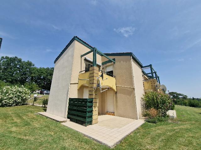 Huis te koop in&nbsp;CASTELNAUD-DE-GRATECAMBE 47290 Lot-et-Garonne Aquitaine Frankrijk: Appartement met balkon met uitzicht op de 18e fairway van de golfbaan. Welkom bij uw ideale uitje! In een copropriété heeft dit charmante appartement op de begane grond één slaapkamer en biedt een...