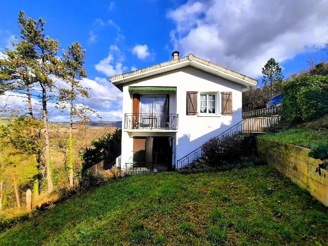 House&nbsp;for sale&nbsp;CORDES-SUR-CIEL 81170 Tarn Midi-Pyrénées France: Charming Holiday Home in Cordes – Breathtaking Views, Tranquility and Spacious Garden. Looking for the perfect second home in a peaceful yet vibrant location? This beautifully renovated house offers...