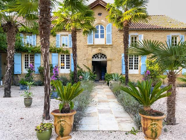 Huis te koop in MONFAUCON 65140 Hautes-Pyrénées Midi-Pyrénées France: Uitzonderlijk landgoed op 4,5 hectare - een zeldzame kans. EXCLUSIEF BIJ BEAUX VILLAGES! Dit prestigieuze landgoed ligt in een weelderige en rustige omgeving en biedt een unieke mix van elegantie, com...