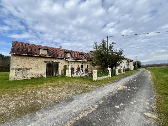 House&nbsp;for sale&nbsp;MONTAZEAU 24230 Dordogne Aquitaine France: Stone ensemble of 2 dwellings, with several outbuildings. This vast estate, spanning more than 16 hectares, nestles in the heart of a clearing, offering complete privacy and a peaceful setting. It com...