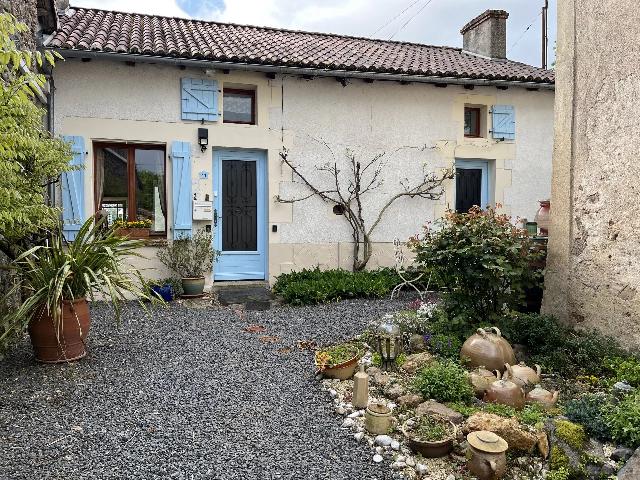 House for sale ADRIERS 86430 Vienne Poitou-Charentes France: Stunning cottage with separate annexe, pool and outbuildings. Never judge a book by it's cover! What seems like a cute country cottage in a pretty hamlet is actually two properties, consisting of a be...
