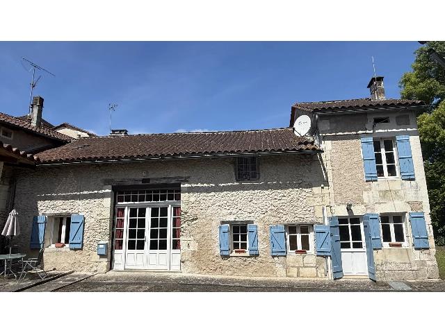 House&nbsp;for sale&nbsp;TOCANE-SAINT-APRE 24350 Dordogne Aquitaine France: Stunning Countryside Views! Charming Stone House with Guest Cottage and Barn. EXCLUSIVE TO BEAUX VILLAGES! Located on the edge of a village with a popular restaurant and within walking or cycling dist...