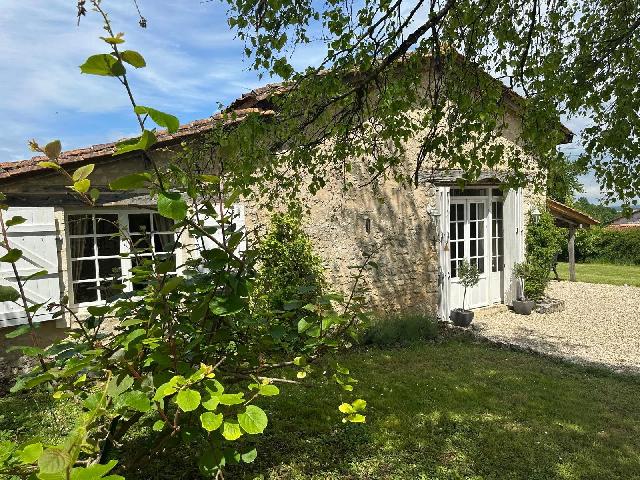 House&nbsp;for sale&nbsp;SALLES-LAVALETTE 16190 Charente Poitou-Charentes France: Charming converted barn with a pool and views! Situated at the end of a small lane you will find this beautifully presented stone barn conversion. The current owners have renovated the property to inc...