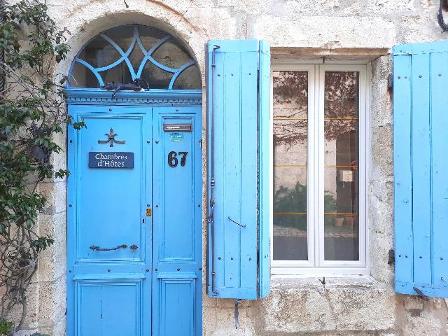 Gîtes/Chambres d'hôtes te koop in TOURNON-D’AGENAIS 47370 Lot-et-Garonne Aquitaine France: Charmante dorpswoning met garage in het bastidestadje Tournon d'Agenais. Gelegen in het hart van het pittoreske dorpje Tournon-d'Agenais, biedt deze woning van 146 m² de perfecte combinatie van ouder...
