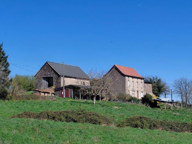 Huis te koop in&nbsp;MIRANDOL-BOURGNOUNAC 81190 Tarn Midi-Pyrénées France: Bauernhof mit fast 24 Hektar Land und der Möglichkeit zum Zukauf. Mitten im Herzen der Tarn-Landschaft gelegen, bietet dieses charmante Bauernhaus hervorragendes Potenzial zu einem fairen Preis. Die ...