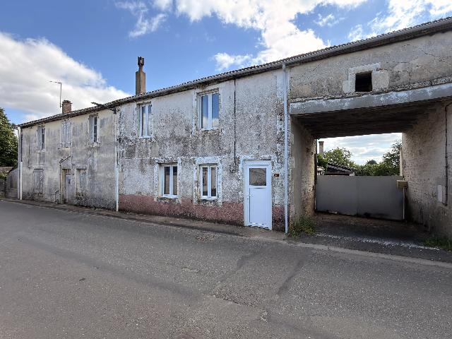 House&nbsp;for sale&nbsp;MONTJEAN 16240 Charente Poitou-Charentes France: Two Properties for the Price of One – Great Investment Opportunity with Outbuildings and Large Garden. Located in a charming village with a bakery and restaurant, ideally positioned between Sauzé-V...
