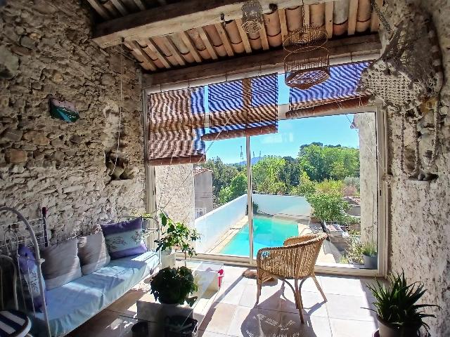 Maison &agrave; vendre &agrave;&nbsp;LA REDORTE 11700 Aude Languedoc Roussillon France: La Redorte - grande maison de village, restaurée avec goût, avec terrasses et piscine. EN EXCLUSIVITÉ! Une magnifique maison de ville située au cœur de La Redorte. Cette charmante propriété off...