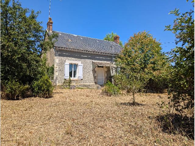 Haus zu verkaufen in&nbsp;DUNET 36310 Indre Centre Frankreich: Charmantes Haus mit zwei Schlafzimmern und Nebengebäuden im Herzen des Départements Indre. EXKLUSIV BEI BEAUX VILLAGES! Dieses reizvolle Anwesen besticht durch seinen Charakter und enormes Zukunftsp...
