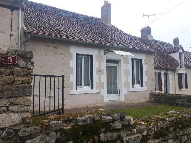 Haus zu verkaufen in&nbsp;PRISSAC 36370 Indre Centre Frankreich: Ein hübsches, sofort bezugsfertiges und ebenerdiges Dorfhaus. Dieses sehr charmante Haus ist ohne Renovierungsaufwand direkt beziehbar. Es verfügt über eine angebaute Scheune, einen überschaubaren...