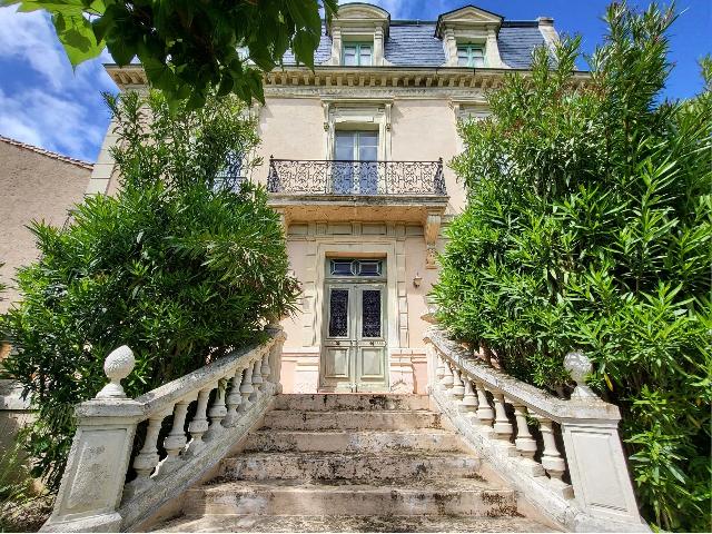 Maison&agrave; vendre &agrave;&nbsp;MARSEILLETTE 11800 Aude: Manoir de caractère du XIXᵉ siècle à Marseillette, près du Canal du Midi. EN EXCLUSIVITÉ! Au cœur du village de Marseillette, à quelques pas du Canal du Midi (UNESCO), découvrez ce remarquab...