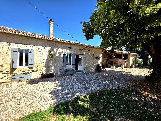 Haus zu verkaufen in&nbsp;LAUZUN 47410 Lot-et-Garonne Aquitaine Frankreich: Charaktervolles, renoviertes Steinhaus mit großer Scheune – nahe Lauzun. Dieses charaktervolle Steinhaus liegt direkt vor den Toren des beliebten Ortes Lauzun und wurde mit viel Liebe zum Detail ho...