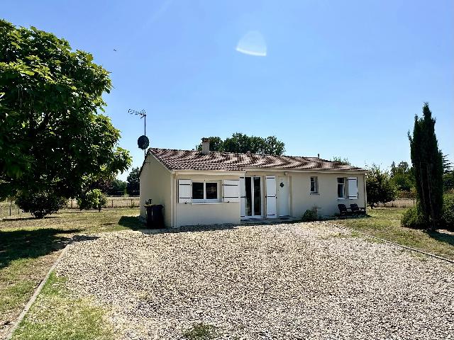 Haus zu verkaufen in&nbsp;AGNAC 47800 Lot-et-Garonne Aquitaine Frankreich: Familienhaus mit 4 Schlafzimmern und Blick ins Grüne bei Eymet. EXKLUSIV BEI BEAUX VILLAGES! In ruhiger Dorflage mit herrlichem Blick auf die umliegende Landschaft und die Felder gelegen, bietet dies...