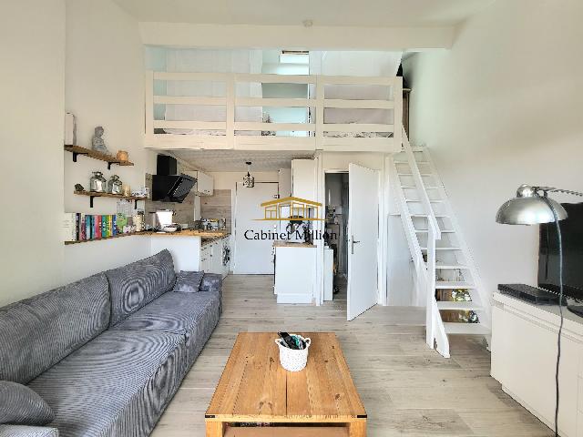 Appartement te koop in FRONTIGNAN 34110 Hérault Languedoc Roussillon France: Studio appartement met een woonoppervlakte van 32 m2 vlakbij het strand. Indeling: 1 vertrekken....