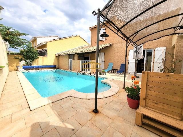 Huis te koop in VIC-LA-GARDIOLE 34110 Hérault Languedoc Roussillon France: Woonhuis met een woonoppervlakte van 130 m2 en een terrein van 484 m2. Indeling: 6 vertrekken, 5 slaapkamers, 1 badkamer....