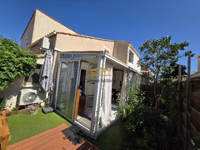 Huis te koop in&nbsp;FRONTIGNAN 34110 Hérault Languedoc Roussillon France: Een uitzonderlijke woonomgeving met directe toegang tot het Gardiole-gebergte in deze veilige residentie met zwembad en sportfaciliteiten. Deze woning met 2 slaapkamers (circa 55 m²) beschikt over ee...