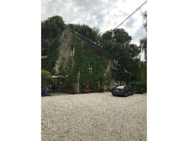 House for sale CHÂTEAUROUX 36000 Indre Centre France: Mill with land of 5000 m2. Mill founded in title in the countryside but not isolated.<br />
<br />
Small Francis type turbine to restore<br />
<br />
Ground floor :<br />
large entrance room (~ 40 m²),<br />
equipped kitchen (~ 3...