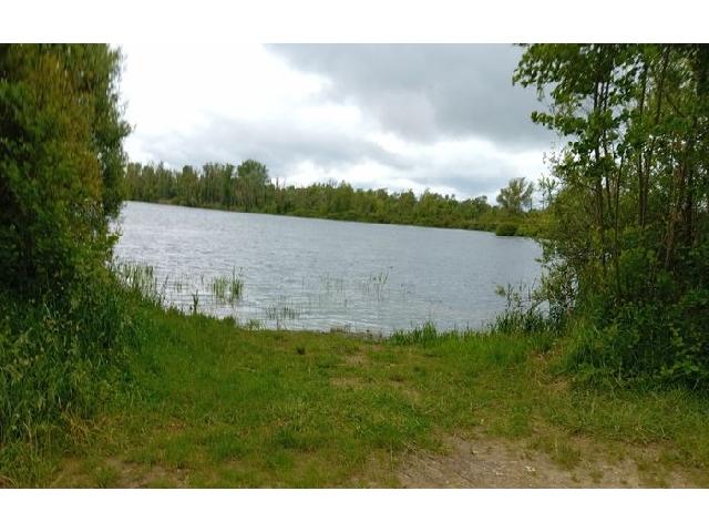 Camping te koop in&nbsp;PARIS 75000 Paris Ile de France Frankrijk: Domaine des Gravières 40 ha – Regio Parijs (100 km). Ontwikkelingsplatform voor een luxe eco-resort aan de rand van Parijs.<br />
<br />
Recreatie: vis- en toeristisch landgoed in de regio Parijs, op ongevee...