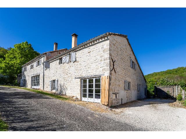 House for sale MONTCUQ-EN-QUERCY-BLANC 46800 Lot Midi-Pyrénées France: House, gîte, pool, land.  The quintessential, French village stone property dating from the early 19th century, retaining a wealth of period features.  Located between Montcuq and Lauzerte in a sleep...