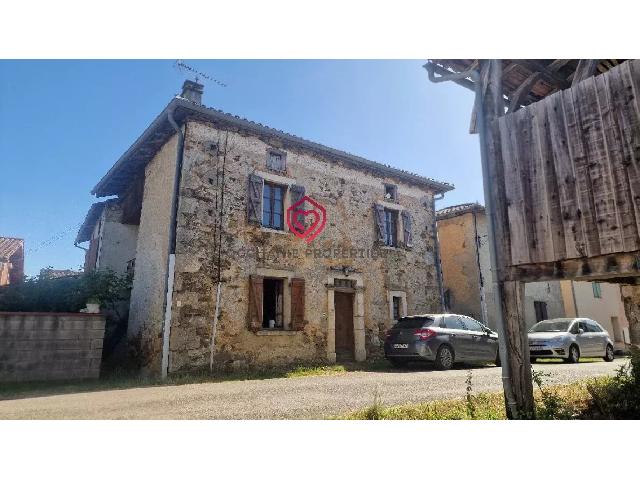 Huis te koop in&nbsp;BAGERT 09230 Ariège Midi-Pyrénées France: Dorpshuis van 85 m² met schuur van 90 m² in het Saint-Girons-gebied Huis van 85 m² met schuur van 90 m² in het Saint-Girons-gebied<br />
Op slechts 20 minuten van Saint-Girons, in een rustig en aangena...