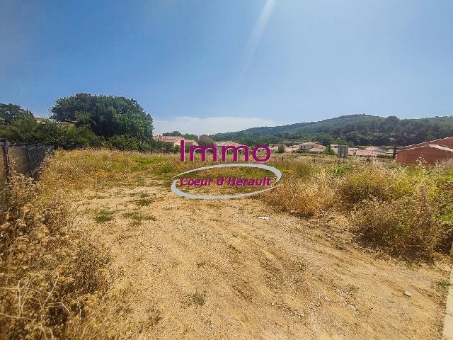 Bouwterrein te koop in CLERMONT L'HERAULT 34800 Hérault Languedoc Roussillon France: Bouwterrein van 780 m2....