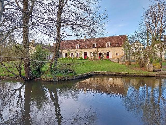 Guesthouses-Bed-&-Breakfast for sale LA BUSSIèRE 86310 Vienne Poitou-Charentes France: This superb property is near Saint Savin, in the Vienne 86 department. It comprises 6 buildings: a large main house with annex, a guest house, a caretaker's house, a large mill, a small mill and a ope...