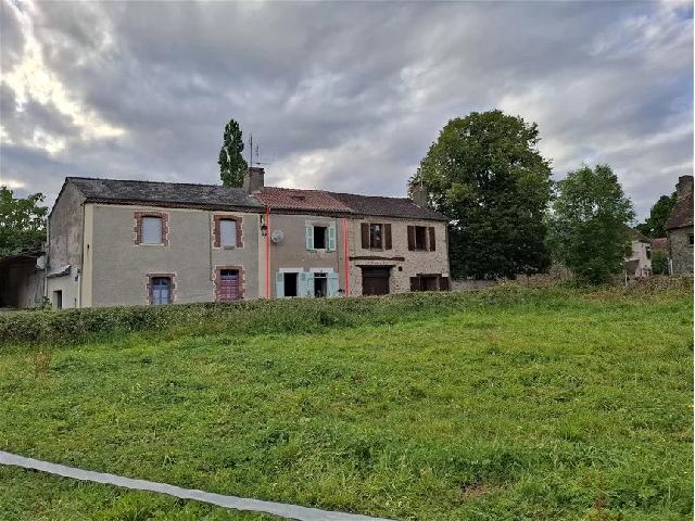 House for sale DOMPIERRE-LES-ÉGLISES 87190 Haute-Vienne Limousin France: Pretty cottage in the village of Dompierre-Les-Eglises in the Haute Vienne, Nouvelle Aquitaine. <br />
<br />
The cottage is nicely renovated and has a garden (1378m²) with a well 100m away; just round the cor...
