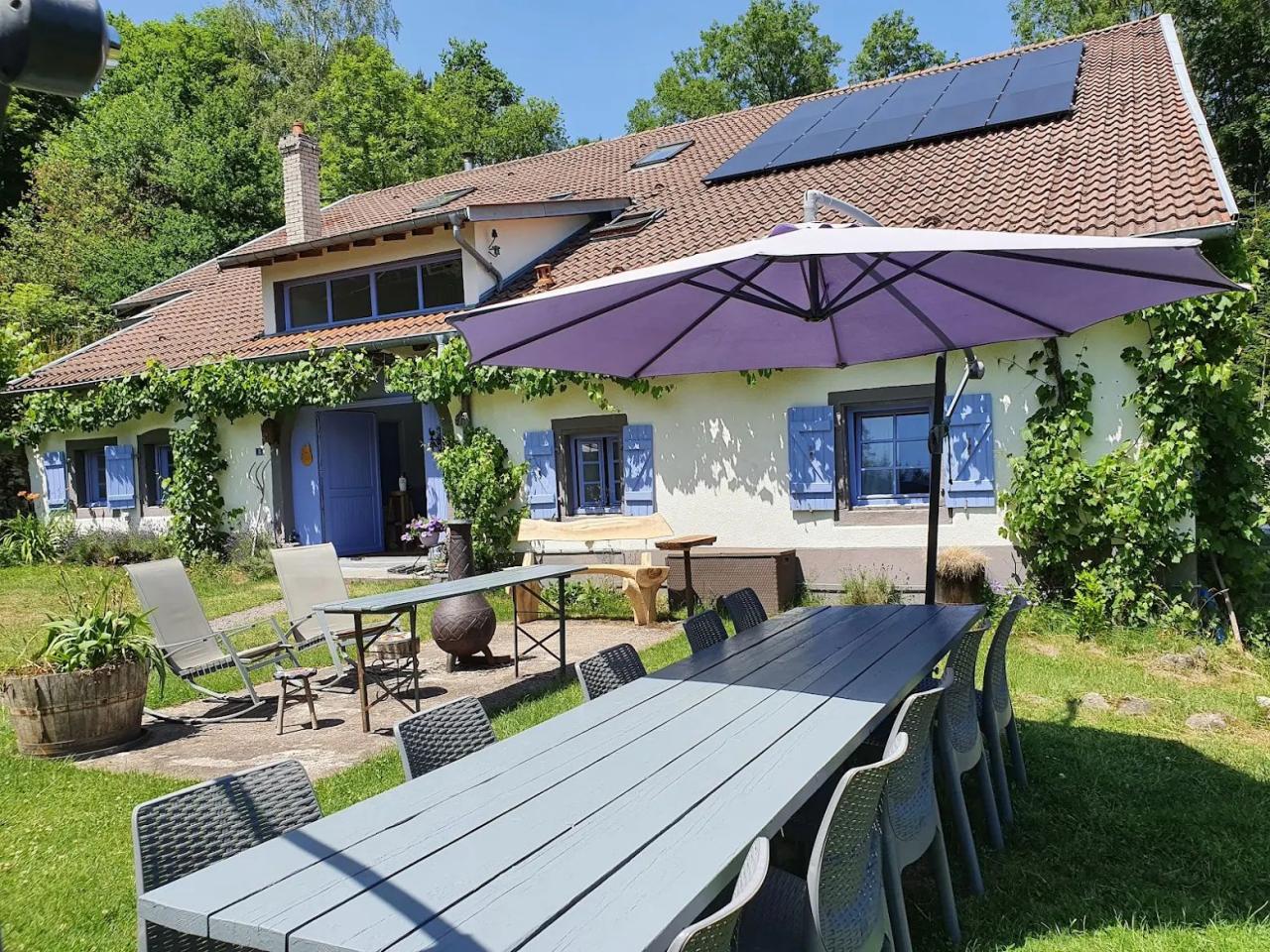 Gites-Chambres-d-hotes te koop in&nbsp;BAN SUR MEURTHE CLEFCY 88230 Vosges Lorraine Frankrijk: Leef je droom midden in de natuur van de Hoge Vogezen: Lucratief vakantieverblijf: een Chambre d’hotes, met Gite, met<br />
minicamping en met ons Unique Selling Point, een multifunctioneel ERP-groepsgeb...